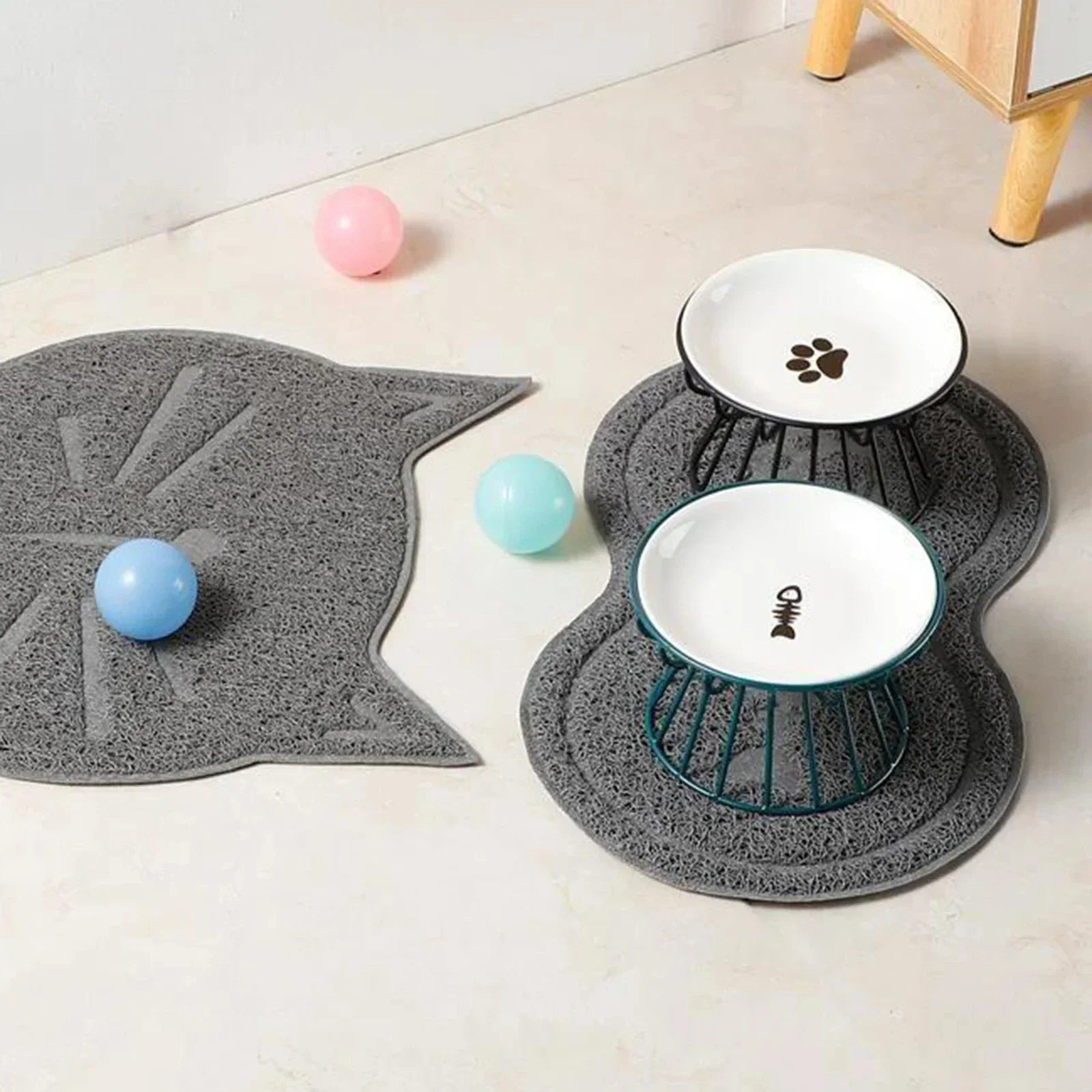 Elevated cat & Small Dogs feeder for healthy digestion with bone and paw print bowls on grey mats