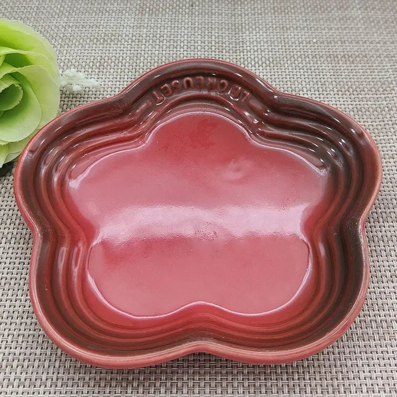 Paw Care USA whisker friendly cat bowl in a pink paw shape designed to reduce whisker stress