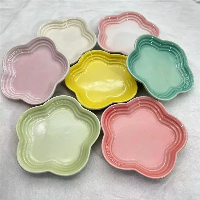 Colorful flower-shaped whisker friendly cat bowl set from Paw Care USA in pastel shades